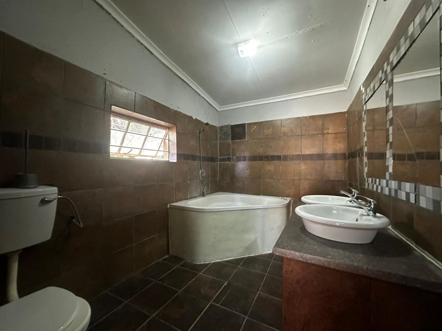 3 Bedroom Property for Sale in Dealesville Free State